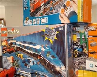 Lego selection: New and used trains, city, towns, Star Wars. 