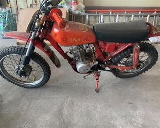 Vintage Honda dirt bike 
1974 Honda XR75 
72cc

