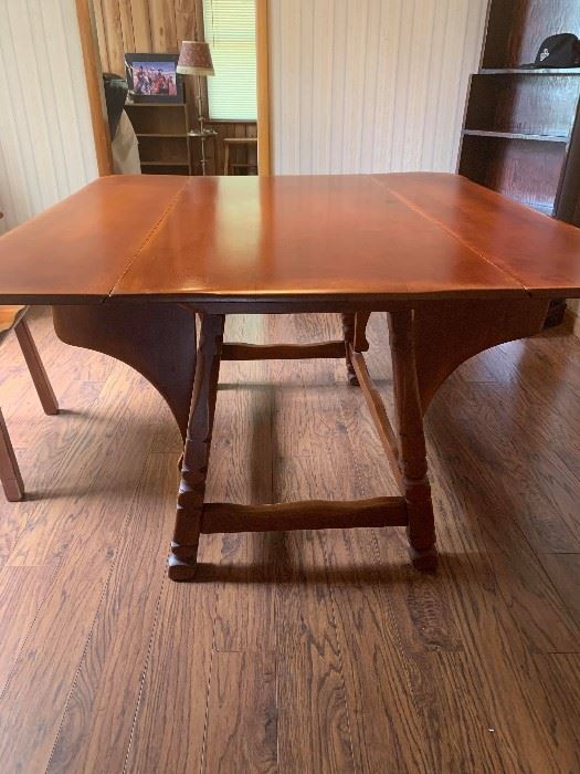 Hi Everyone,
We are delighted to be featuring an incredible set located in New Jersey. It’s a stunner, so get your sunglasses!😎 Please Share!
We have a Cushman #butterflytable #4-44 in lovely condition. This includes 4 Malden Chairs #4-24 and 1 #maldenarmchair #4-24A. 
Next, we have a beautiful Cushman Hunting Board China Cabinet #9024. Stunning, sleek and superb!
Also, we have the matching Hunting Board Buffet #9022. What more can you ask for? 🤩 
Buyer buyer is responsible for pick up or delivery. This will go fast as the #huntingboard set is hard to find. Contact Stephanie via PM, call/text 518-944-0256 or email stephaniejd1@icloud.com. 
Thank You!!