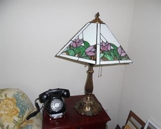 Table lamp