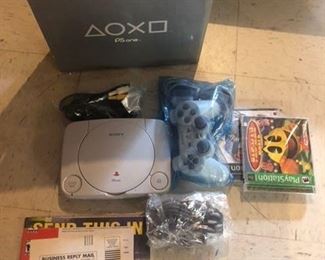 Psp looks barely used with all the contents complete 