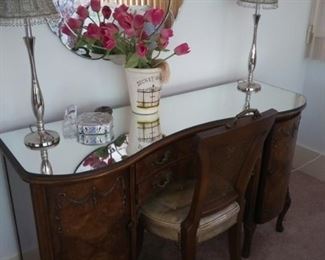 Antique Desk and chair
Mirror
Pair of lamps