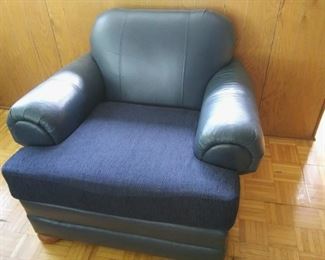 Blue gray Leather and cloth Chair