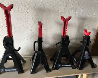Goodwrench Car Jacks
Set of four - 13" to 20"