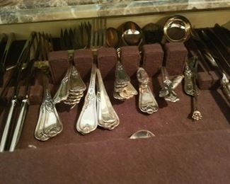 Alicante Buccellati plated service for 6