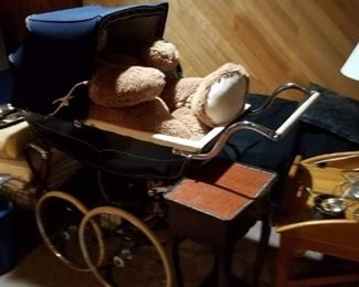 Great stroller- Saks Fifth Avenue Pram