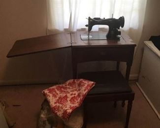 Vintage Singer Sewing Machine