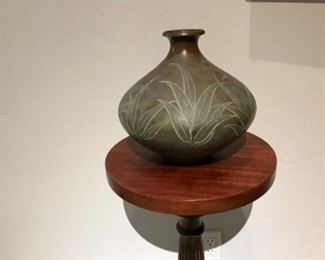 Bronze oriental aesthetic 1920s vase on 1920s stand 