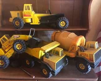 DUMP TRUCK NOT FOR SALE. SORRY.....