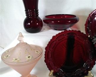 RED AND PINK GLASS COLLECTION