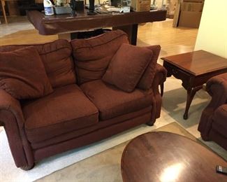 62" Loveseat