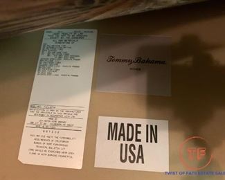 TOMMY BAHAMA Sofa