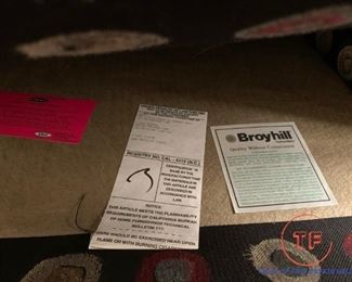 Broyhill Fabric Sitting Chair