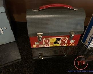 Vintage THERMOS Barn Lunchbox