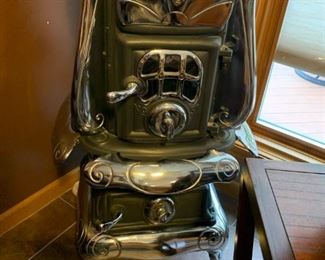 Vintage Potbelly Cast Iron Stove - SELECT NO 51