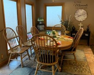 TELL CITY CHAIR COMPANY Table and Chair Set