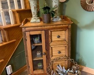 Pier One Display Table