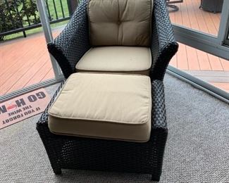 SUNBRELLA Wicker Outdoor/Sunroom Patio Furniture