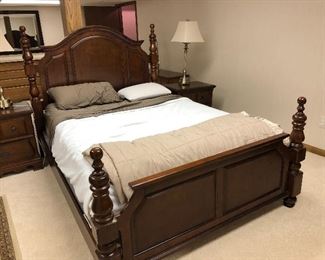 Queen bedroom suite, Nectar queen sz mattress