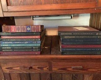 Albums .25 cents each 