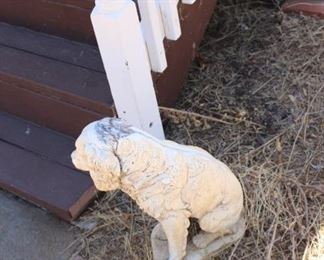 Dog Garden Statuary 
