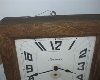 Sessions vinatge clock