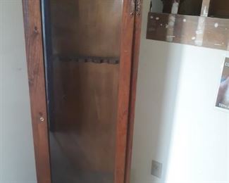 Gun Cabinet approx. 5 1/2' tall 
