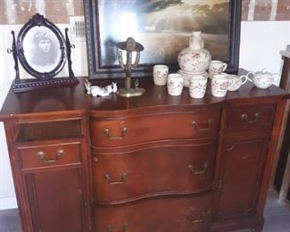Buffet with Decor and tea set