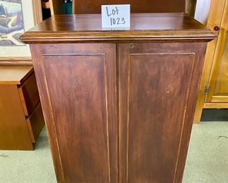 Lot 1023    $175.00	Vintage Rock-Ola Mahogany Cool Retro Bar on Wheels  Needs a little TLC, but this would be a perfect quarantine project! RMC "It's a Rock-ola Product". 37" T x 26" W x 16" D