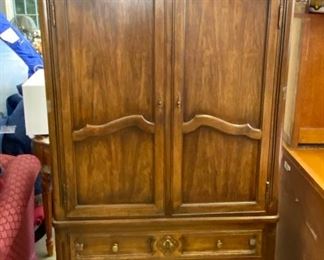 Lot 1032	Buy it Now $350.00  National Mt. Airy Furniture Wardrobe with 4 Pull-Out Drawers in Wardrobe and 2 drawers on Base	38" W x 19" D x 71.5" T Very Function piece.