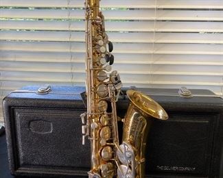 Lot 1046   $250.00   Bundy II Tenor Saxophone by Selmer Company in Custom Case and Assortment of Mouthpieces and Reeds
