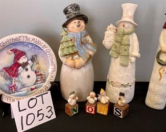 Lot 1053. Buy it Now $56.00  3 tall snowman lot. Tallest 12 1/2" tall.  4 wooden blocks, 1 snowman plate (easel for display only). 