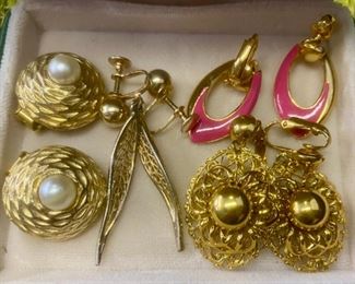 Lot 1141. 10 Pairs Vintage Costume Jewelry Earrings. $30