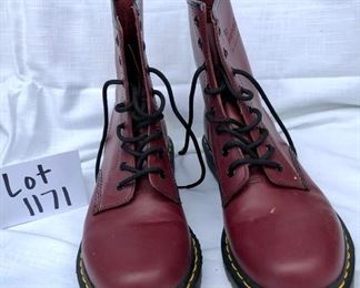 Lot 1171. Dr Martens Cranberry Airwalk Boots  Vintage, New! Ladies size 10  $70.00