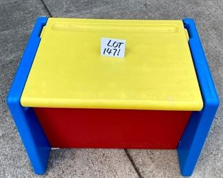 Lot 1471. well loved Fisher Price toy box/play desk $25