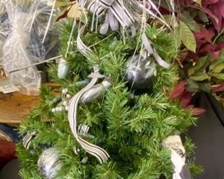 Lot 1474.  $38.00. For your favorite SOX fan!! White Sox lighted Christmas tree with Sox ornaments.  Tree stands in a cute gray and black pot with Sox Logo	38"t	