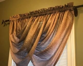 Curtain is 32"