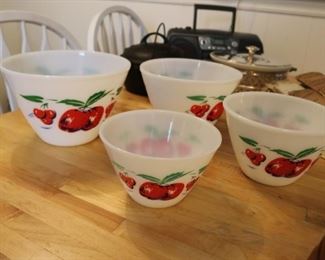 VINTAGE FIRE KING "APPLES AND CHERRIES" MILK GLASS NESTING BOWLS