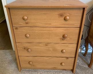 #23	Particle board 4 drawer chest 27"x16"32"	 $20.00 

