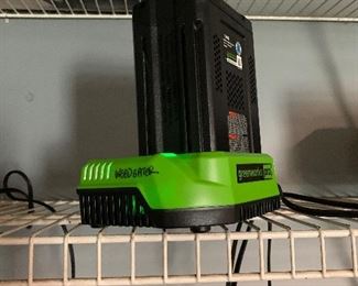 #29	Greenworks Pro 60 volt electric weed eater comes with 12 volt lithium battery. Bought 1 year ago.	 $40.00 
