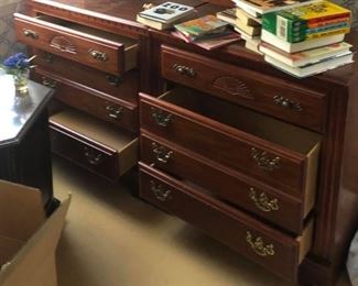 Pair of Broyhill dressers. Great condition -$100 each ($175 for pair)