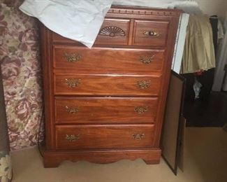 $70 - Broyhill Tall Dresser
