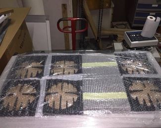 $7500 - BRAND NEW IN CRATE - (Photo #3) DCS (now Fisher Paykel) 48-in., 6 burner & burner grill, double oven, Professional Gas Range. COBALT BLUE