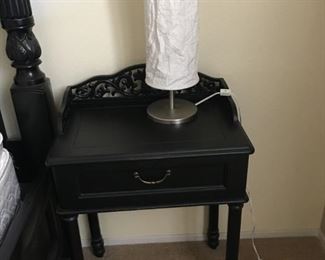 Black Accent Table / Paper Table Lamp