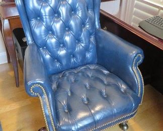 Hancock & Moore leather swivel chair