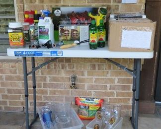 Frontgate solar lights - new in box