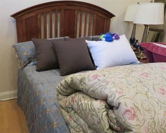 Queen bed, Sleep Number mattress