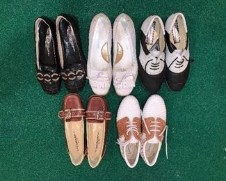 Assorted women's golf shoes size 6.5" - $95