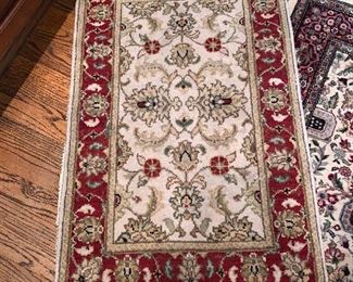 Area carpet in great condition 2’x3’ - $75
