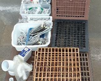 wooden floor grates, tools